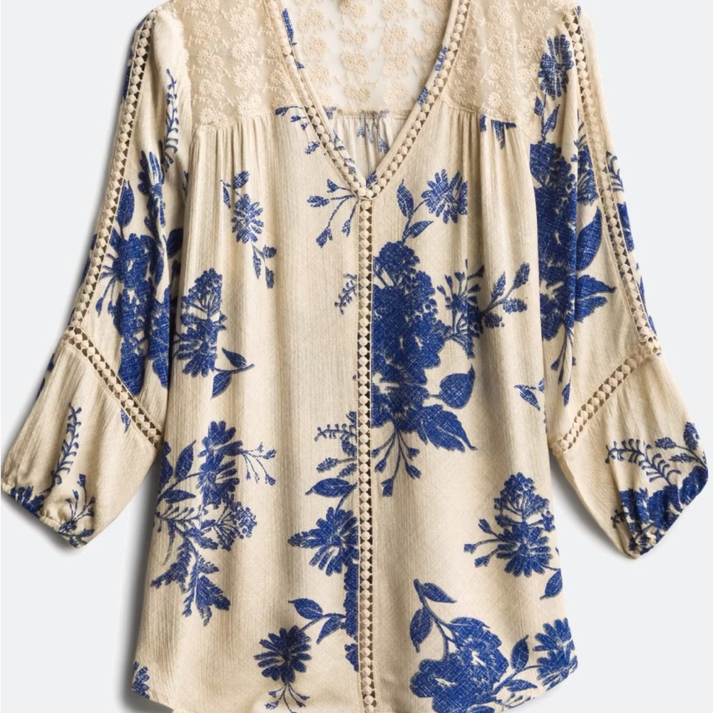 Boho Floral Lace V-Neck Top - Blue and Cream